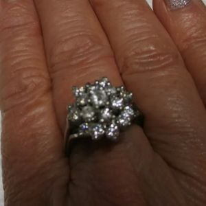 Vintage 14 kt genuine diamond ring
